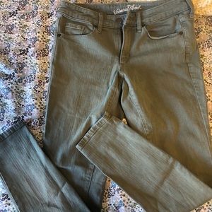 Universal Thread Olive Wash Skinny Jeans